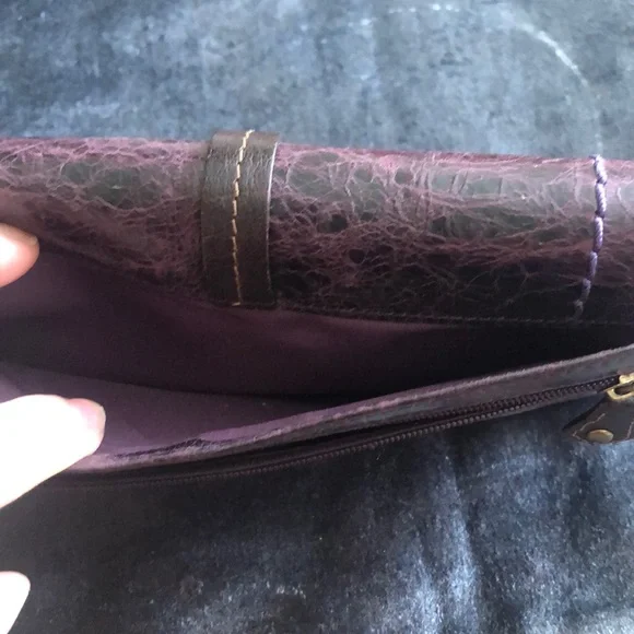 Elegant Purple Genuine Leather Women's Wallet - Picture 14 of 16